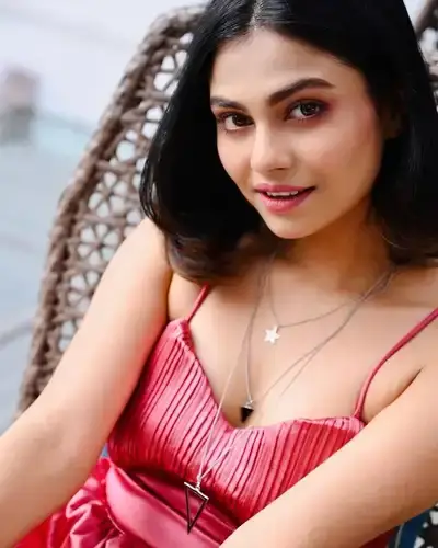 Call Girls Service in Hiramandalam